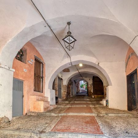 Mini Accommodation In Sanremo Liguria Εξωτερικό φωτογραφία