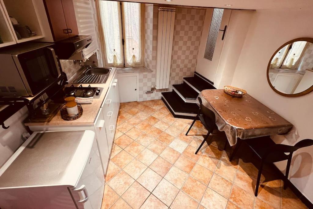 Mini Accommodation In Sanremo Liguria Εξωτερικό φωτογραφία