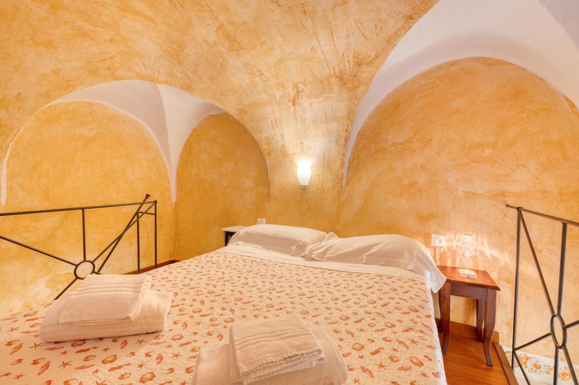 Mini Accommodation In Sanremo Liguria Εξωτερικό φωτογραφία