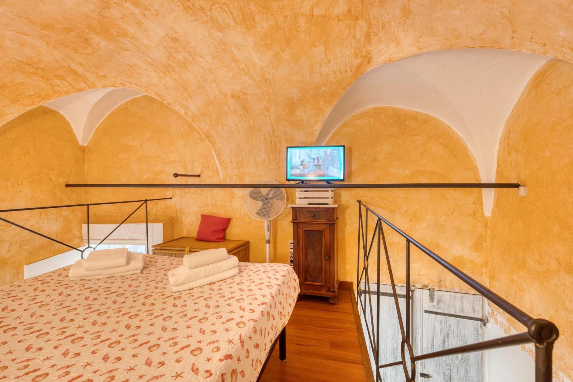Mini Accommodation In Sanremo Liguria Εξωτερικό φωτογραφία